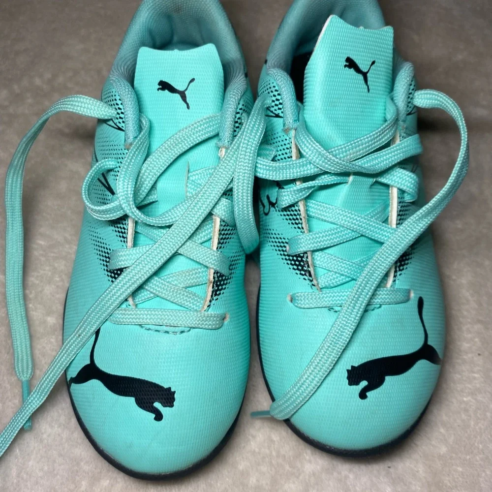 ♥️ Puma Soccer Shoes Kids Size 12 (5/6 years) - Picture 8 of 9